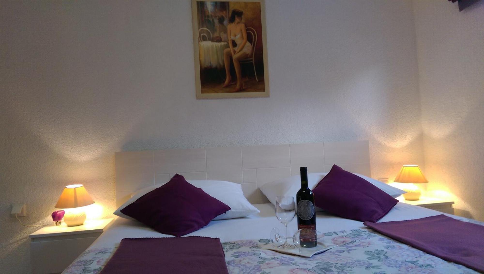 Apartments Paola Trogir Quarto foto